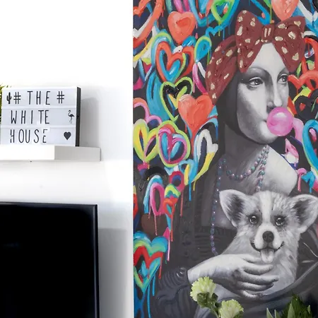 아파트 The White Heart House - Attic Sea View 로스크리스티아노스
