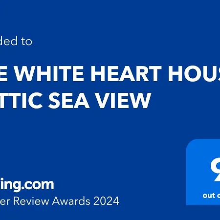 아파트 The White Heart House - Attic Sea View 로스크리스티아노스