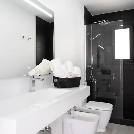 The White Heart House - Attic Sea View 아파트 *
