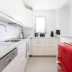 شقة The White Heart House - Attic Sea View