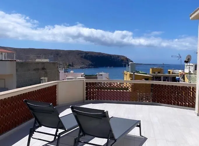 The White Heart House - Attic Sea View * לוס כריסטיאנוס