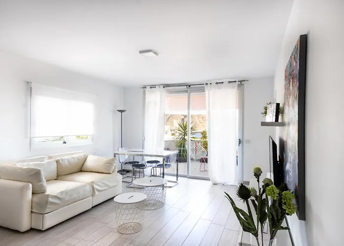 The White Heart House - Attic Sea View דירה לוס כריסטיאנוס