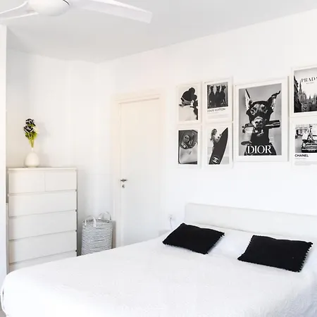 Apartament The White Heart House - Attic Sea View Los Cristianos (Tenerife)